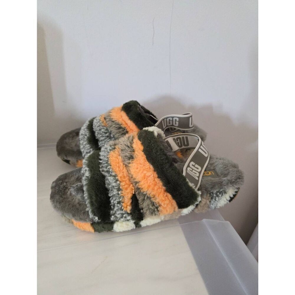 UGG Women's Fluff Yeah Slide CALI Collage Slipper US 10